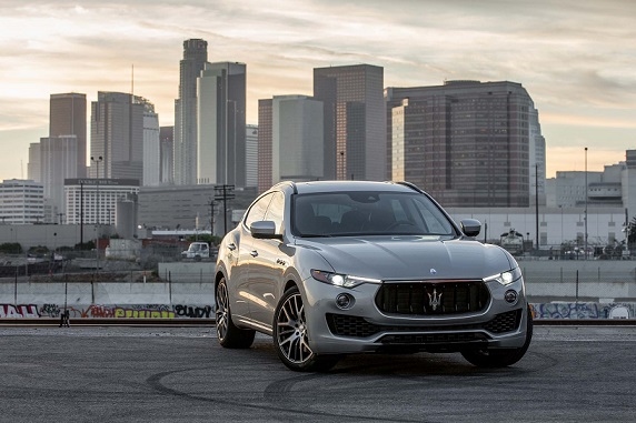 1/24 Maserati Levante マセラティ レヴァンテ 銀 シルバー 梱包