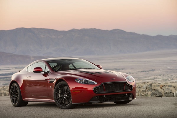 1/24 Aston Martin V12 Vantage S アストンマーチン ヴァンテージ 梱包