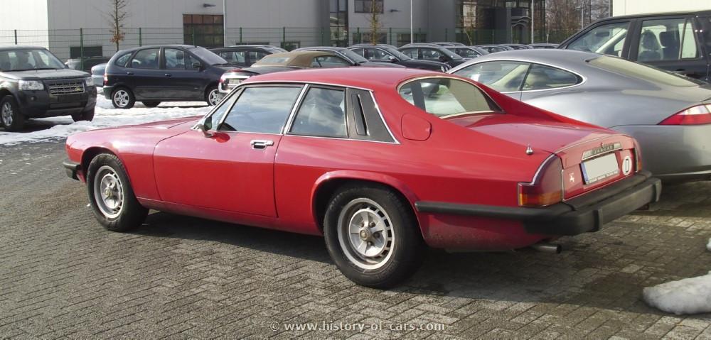 1/87 ジャガー XJS 赤 レッド RED Jaguar XJ-S 1975 梱包サイズ