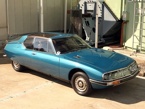 1/43 シトロエン / Citroën ë-C4 ライトブルー 1/43 シトロエン / Citroën ë-C4 ライトブルー