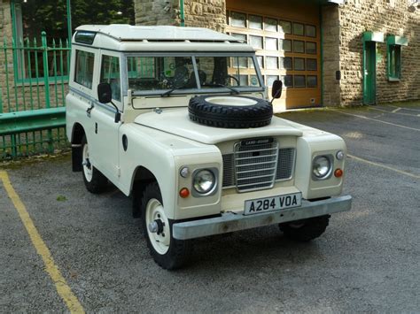 1/76 ランドローバー シリーズ3 ステーションワゴン Land Rover Series