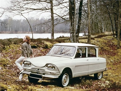 1/24 シトロエン アミ6 グリーン ホワイト Citroen AMI 6 1961 梱包