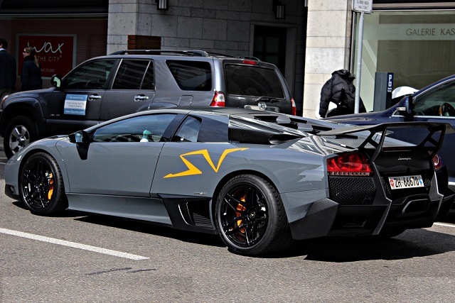 1/24 ランボルギーニ ムルシエラゴ Lamborghini Murcielago