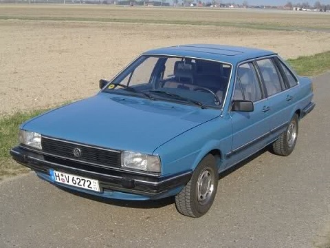 1/87 フォルクスワーゲン サンタナ VW Santana メタリック ブルー 1982