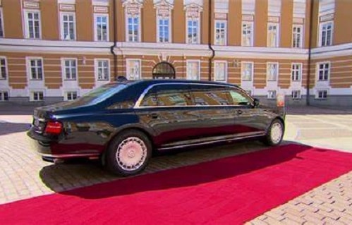 大統領専用車 セット アウルス 警護車両 セット ロシア ミニカー Amazon.co.jp: 大統領専用車 アウルス セナートリムジン ダイ
