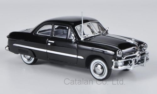 1/43 フォード カスタムス Ford customs 黒 ブラック black 2-Door