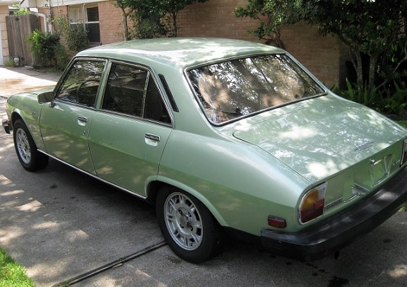 1/43 プジョー メタリック グリーン 緑 Peugeot 504 metalic green