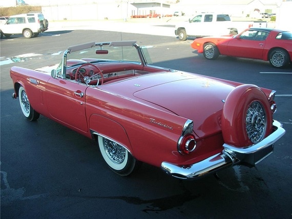 1/18 フォード サンダーバード オープンクーペ レッド 1956 Ford 2025