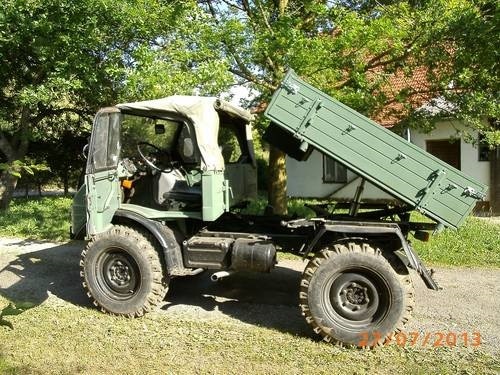 1/87 メルセデス ベンツ ウニモグ グリーン 緑 Mercedes Unimog 421