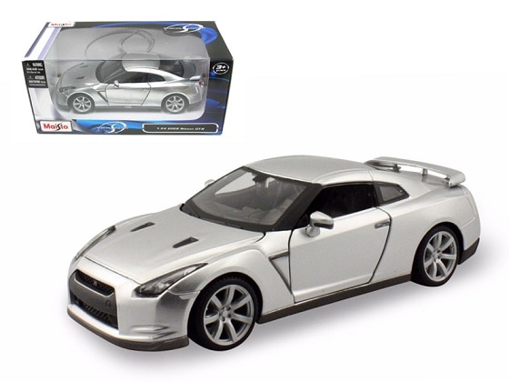 Ebbro 1:43 Nissan GT-R GT500 #230 Test Fuji Super GT Series