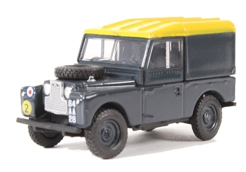 1本のみ。LANDROVER ランドローバー純正 16インチx7J＋33（1/76