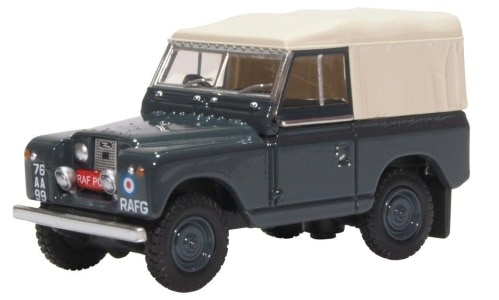 1/76 ランドローバー シリーズ2 英国空軍 憲兵 パトカー Land Rover