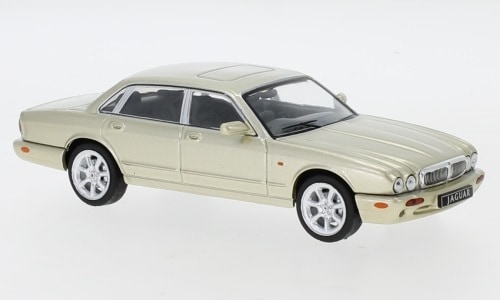 1/43 ジャガー ベージュ Jaguar XJ8 X308 metallic beige RHD 1998 1