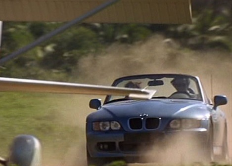 1/36 BMW Z3 E36/7 ブルー 青 metallic blue James Bond 007