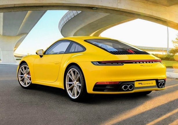 1/24 ポルシェ 黄色 イエロー Porsche 911 Carrera 4S 1;24