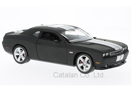 1/24 ダッジ チャレンジャー マット ブラック 黒 銀 シルバー Dodge