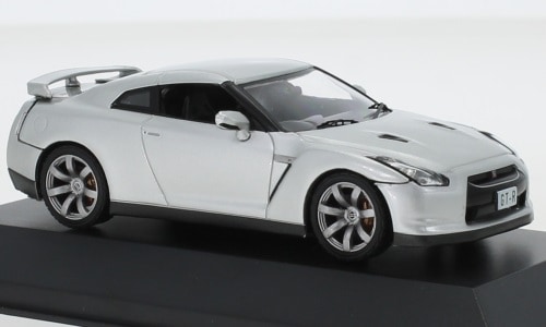 Nissan GT-R シルバー 2008 TOMY 1/64 Nissan GT-R シルバー 2008 TOMY 1/64 Nissan GT-R シルバー