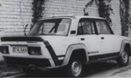 1/43 ラーダ ソヴィエト ソ連 IXO Lada 2105 VFTS 白 ホワイト white