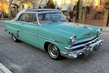 1/24 フォード クレストライン ビクトリア Welly Ford Crestline