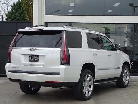 1/24 キャデラック エスカレード 白 ホワイト Cadillac Escalade white