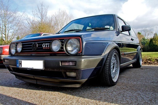 1/43 フォルクスワーゲン ゴルフ メタリックブルー IXO VW Golf II GTI