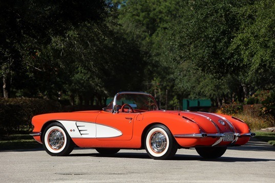 1/18 シボレー コルベット 赤 レッド Motormax Chevrolet Corvette red