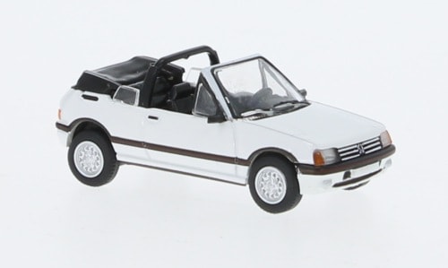 プジョー205カブリオレ　ピンバッジコレクション プジョー205カブリオレ ピンバッジコレクション