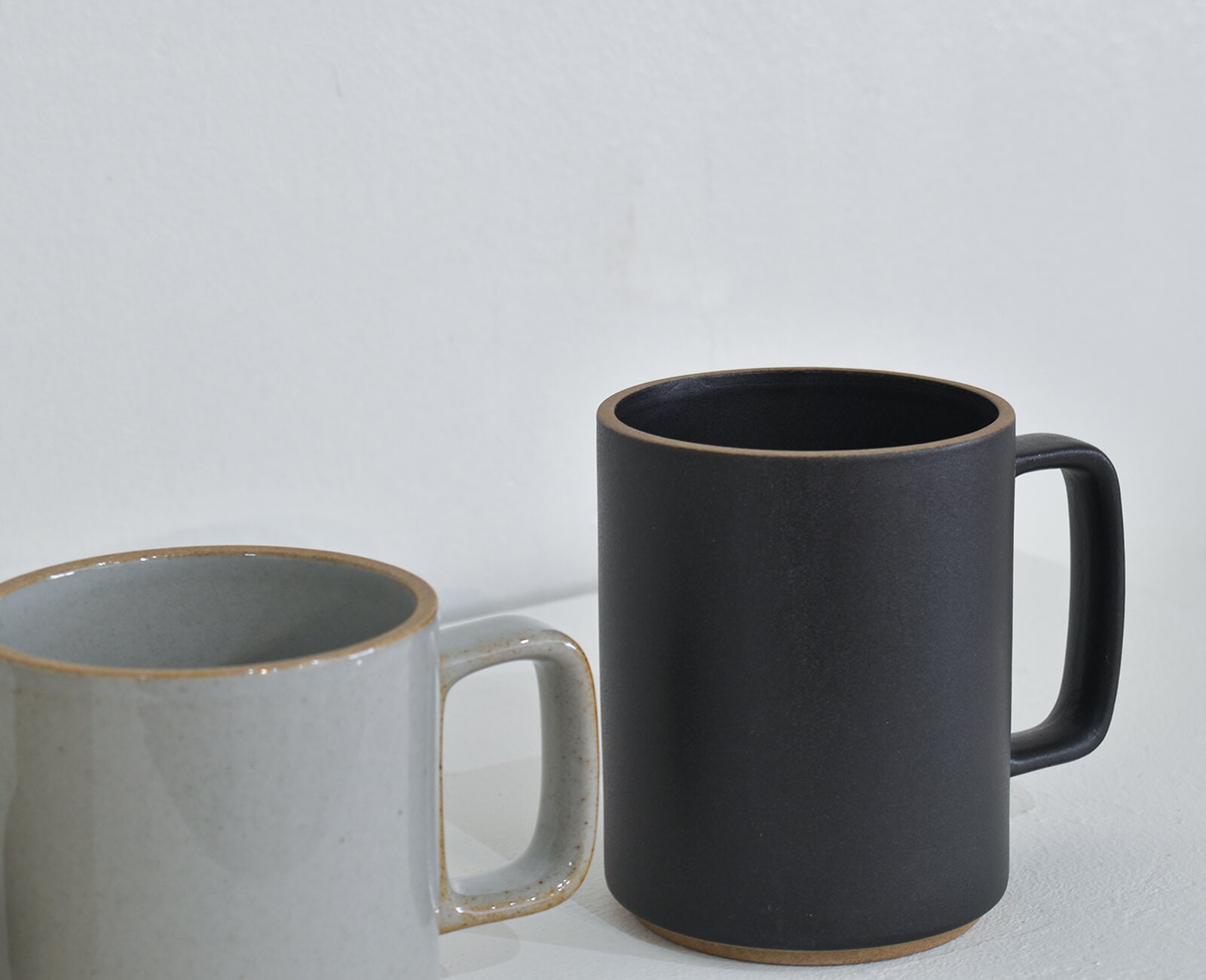HASAMI PORCELAIN (ハサミポーセリン) “Mug Cup - 直径 85mm (L