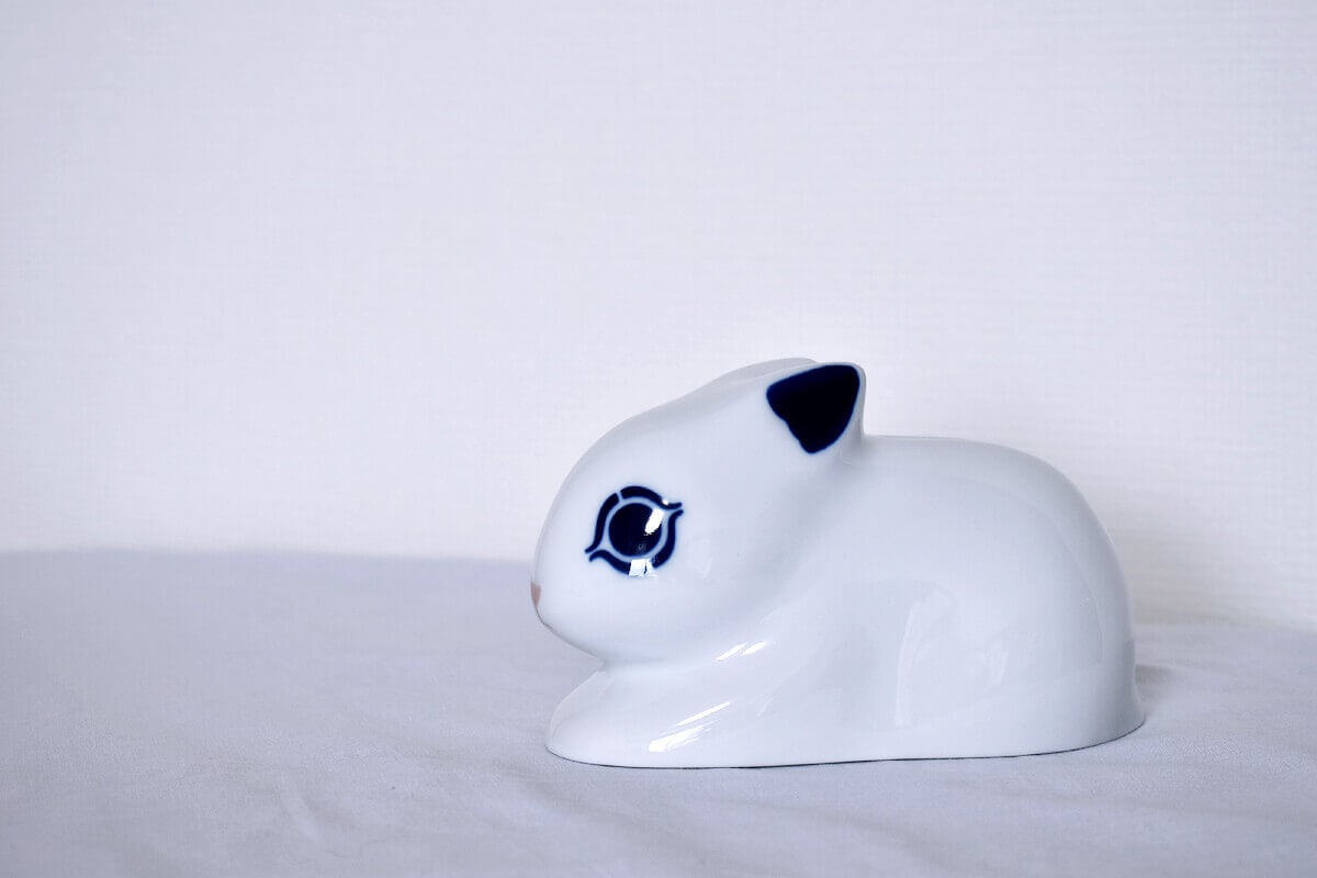 SARGADELOS ウサギの貯金箱｜CATAWARA（カタワラ）