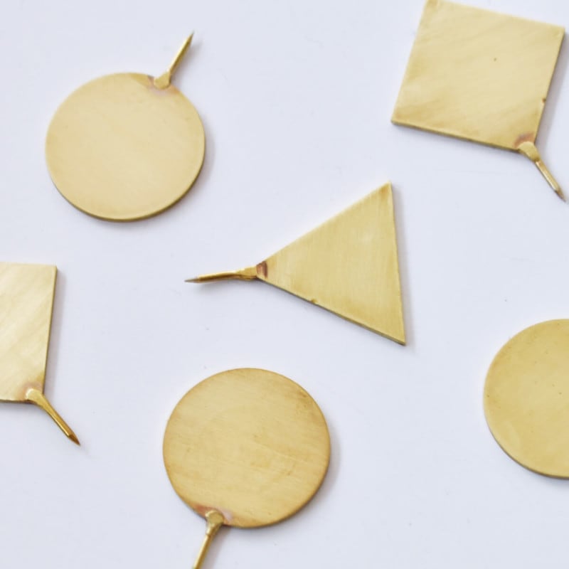 SALO BRASS PIN