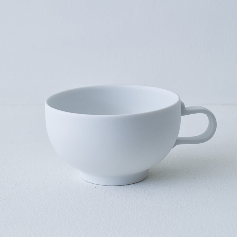 ファッションシーンで話題のこれから流行るブランド12選 yumiko / CUP SHIONARI iihoshi CATAWARA（カタワラ） porcelain｜ パンツ