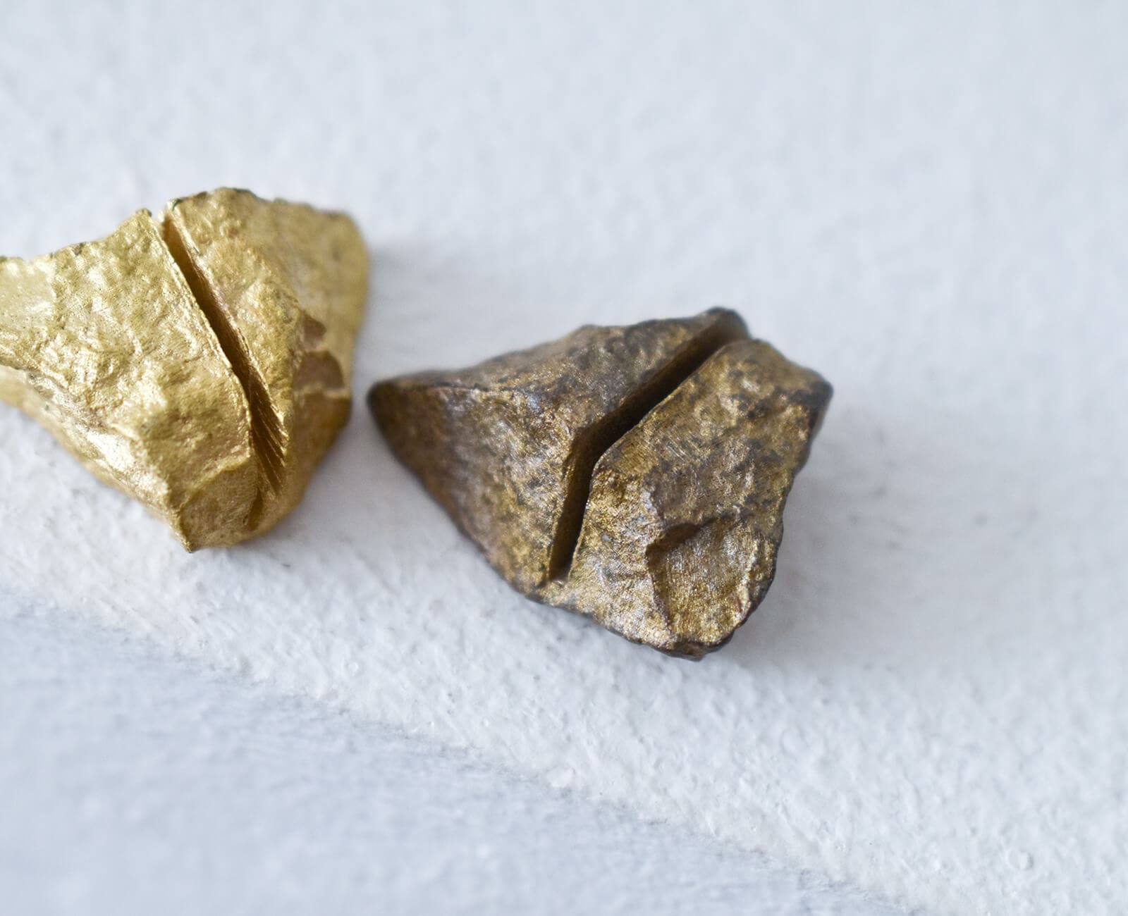 BRASS STONE CARD STAND｜CATAWARA（カタワラ）