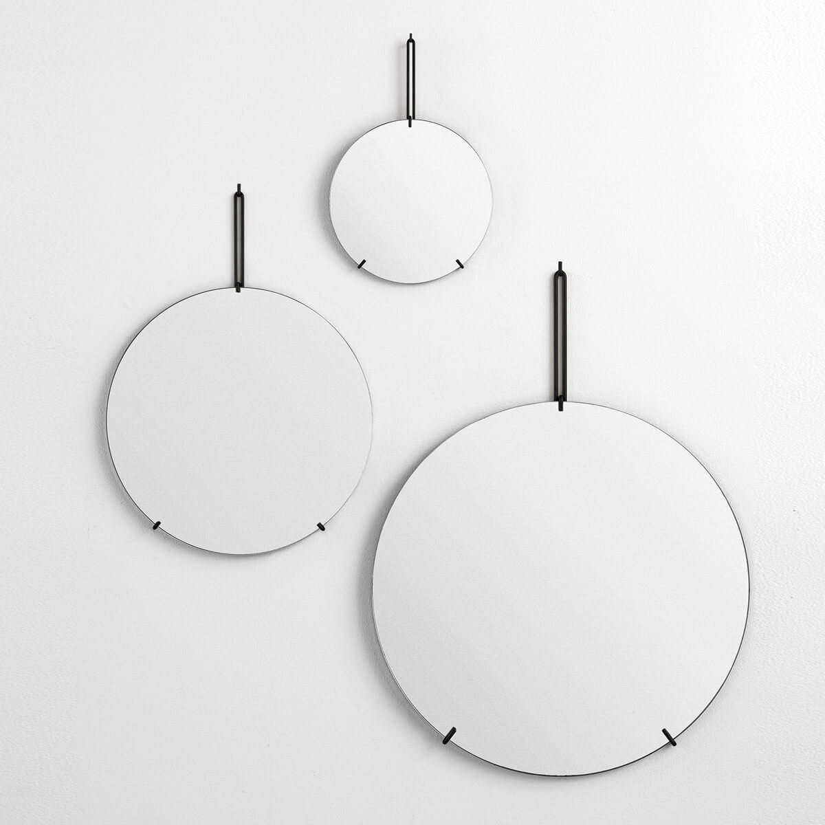 MOEBE WALL MIRROR