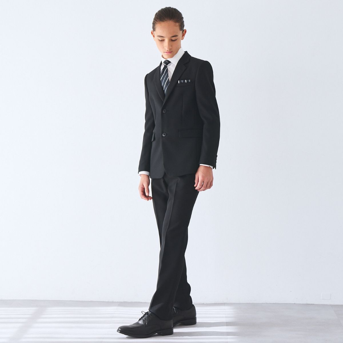 セール36％OFF】【WEB限定】レジメンタルタイベーシックスーツセット