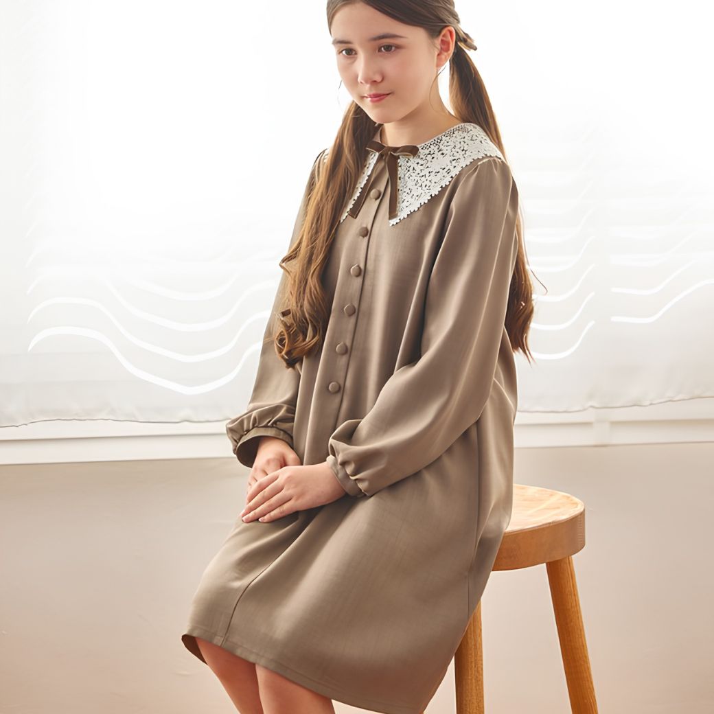 新作】レース襟ワンピース 140 150 160cm (2676-7582) CHOPINblue