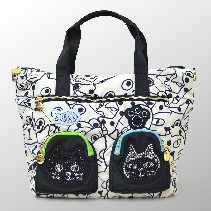 Pebbly Me&Yo通販在庫無し商品。未使用新品赤の水玉リュックとポーチ Pebbly Me&Yo通販在庫無し商品。未使用新品赤の水玉リュックとポーチ