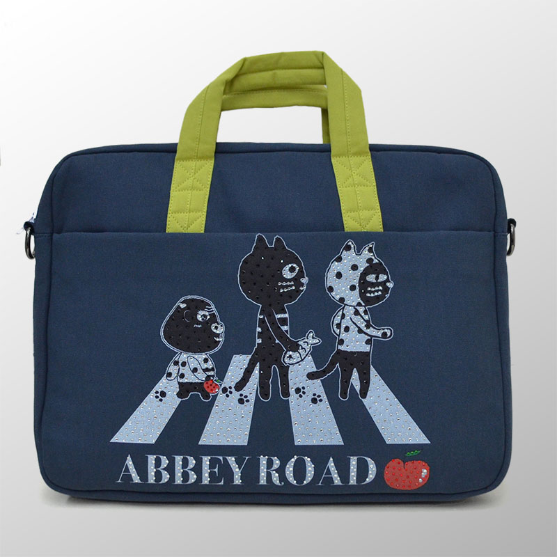 Me&YoゴリミアビーロードPCバッグ