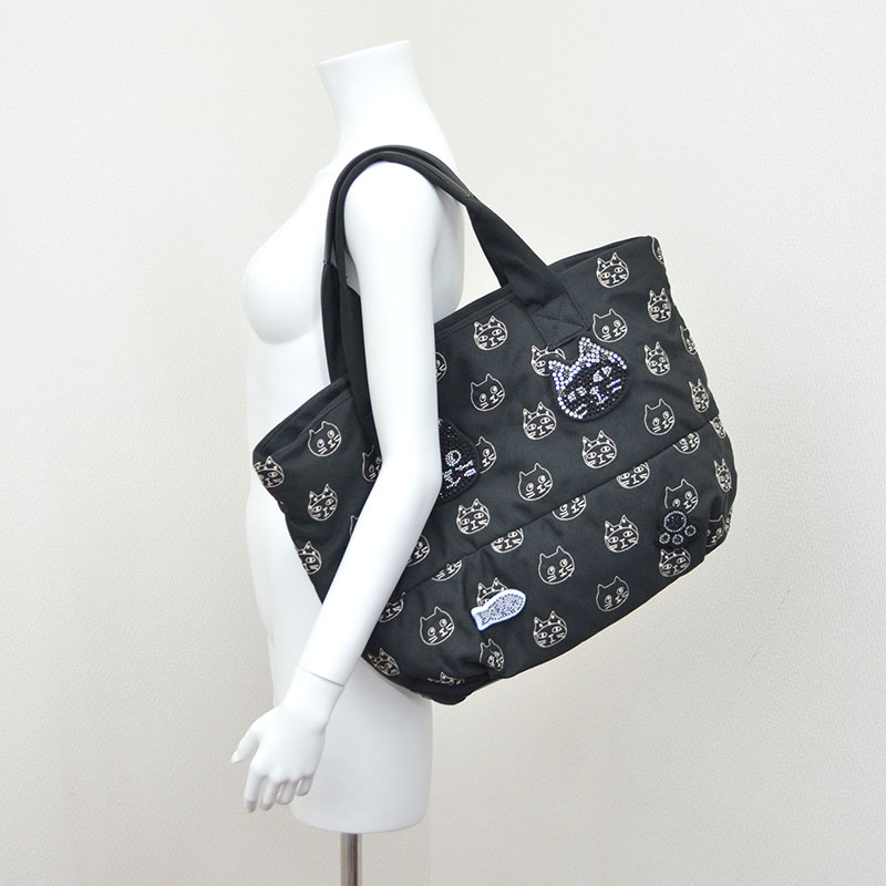 Me&Yoラインフェイスパディング Lバッグ