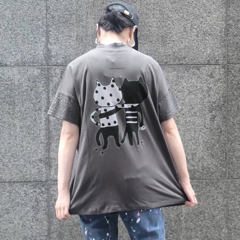 Me&YoエンブロイダリーモックネックTシャツ