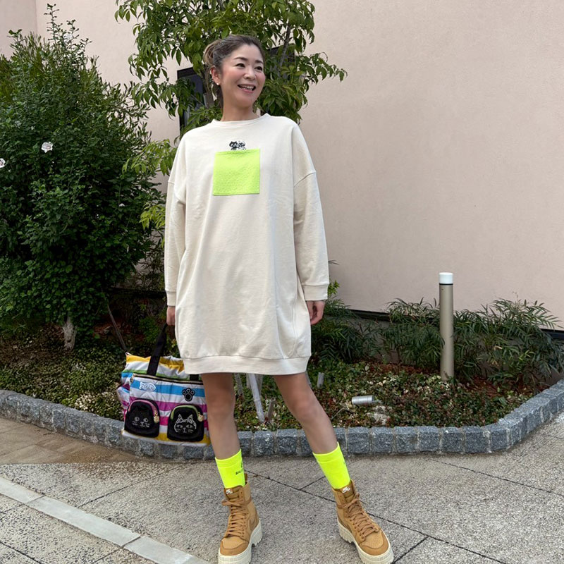 キャッツフレンズエンブロイダリースウェットワンピース