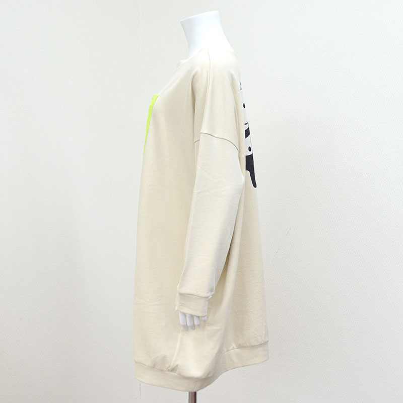 キャッツフレンズエンブロイダリースウェットワンピース