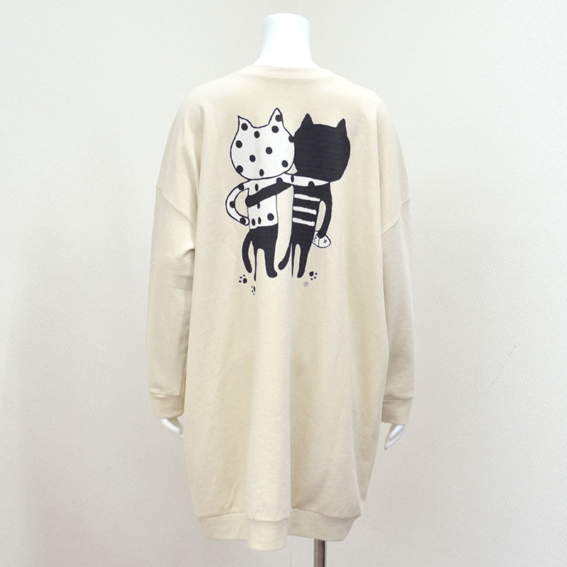 キャッツフレンズエンブロイダリースウェットワンピース