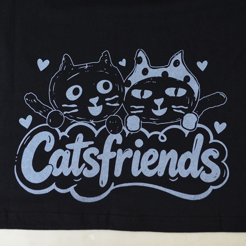 キャッツフレンズレッドロングTシャツ