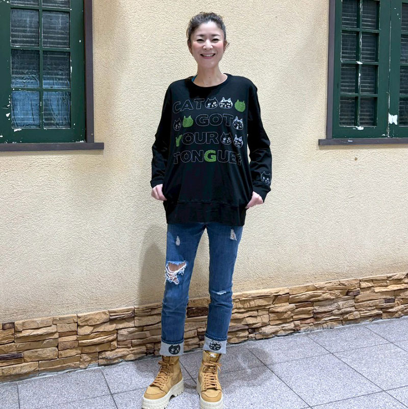 Me&Yo Tongue ロングTシャツ