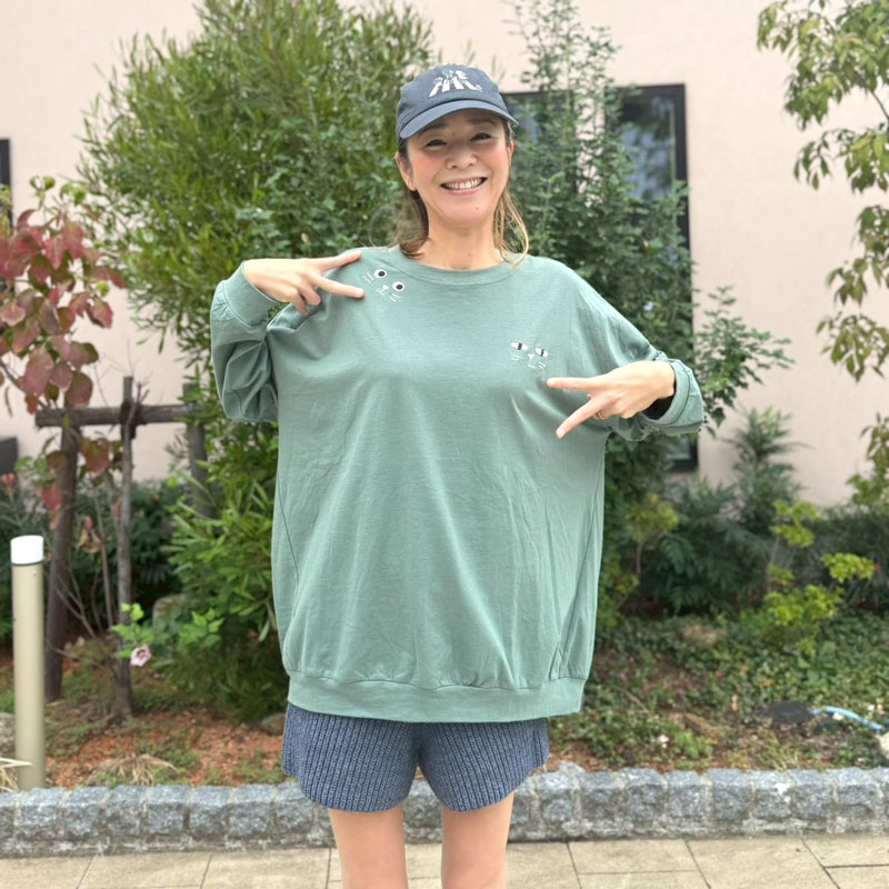 Me&YoアイズエンブロイダリーロングTシャツ