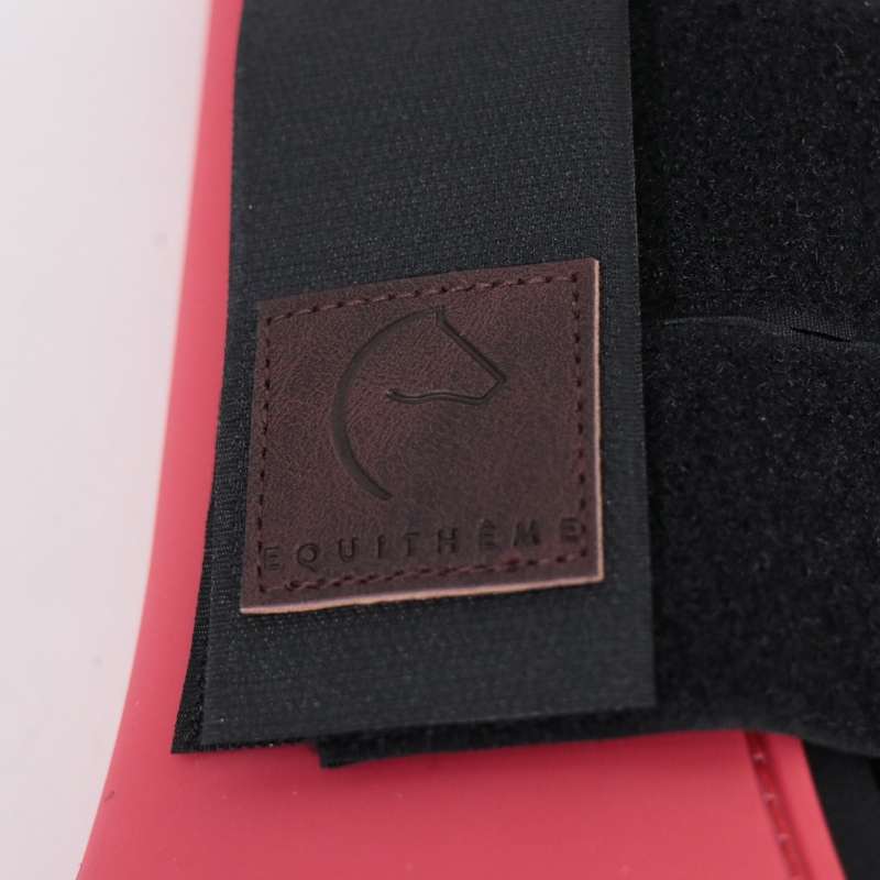 EQUITHEME ���� �֡��ĥ��å�