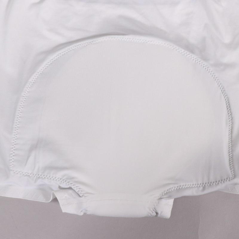 Derriere Equestrian�ʥǥꥨ������ �ѥե����ޥ󥹥ܥ����� �ѥå��դ�