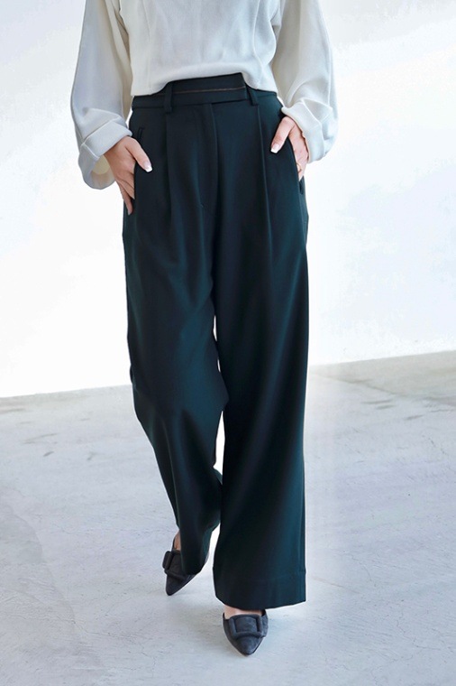 タックパイピングストレートパンツ/CAVEZA ROSSO/カベサロッソ