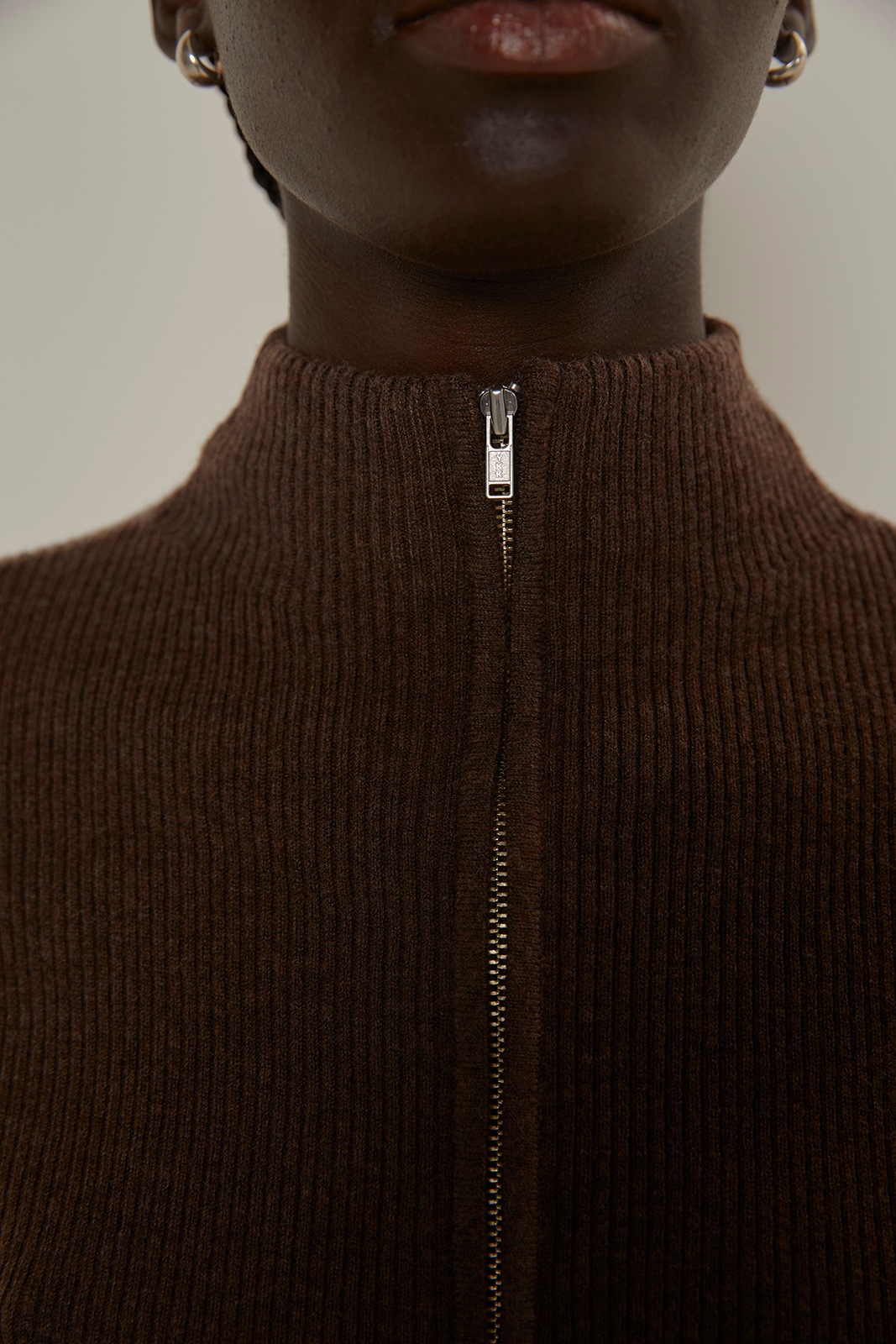 �ϥ�ɥ������ޡ����åץ˥åȥȥåץ�/CAVEZA ROSSO/���٥����å�