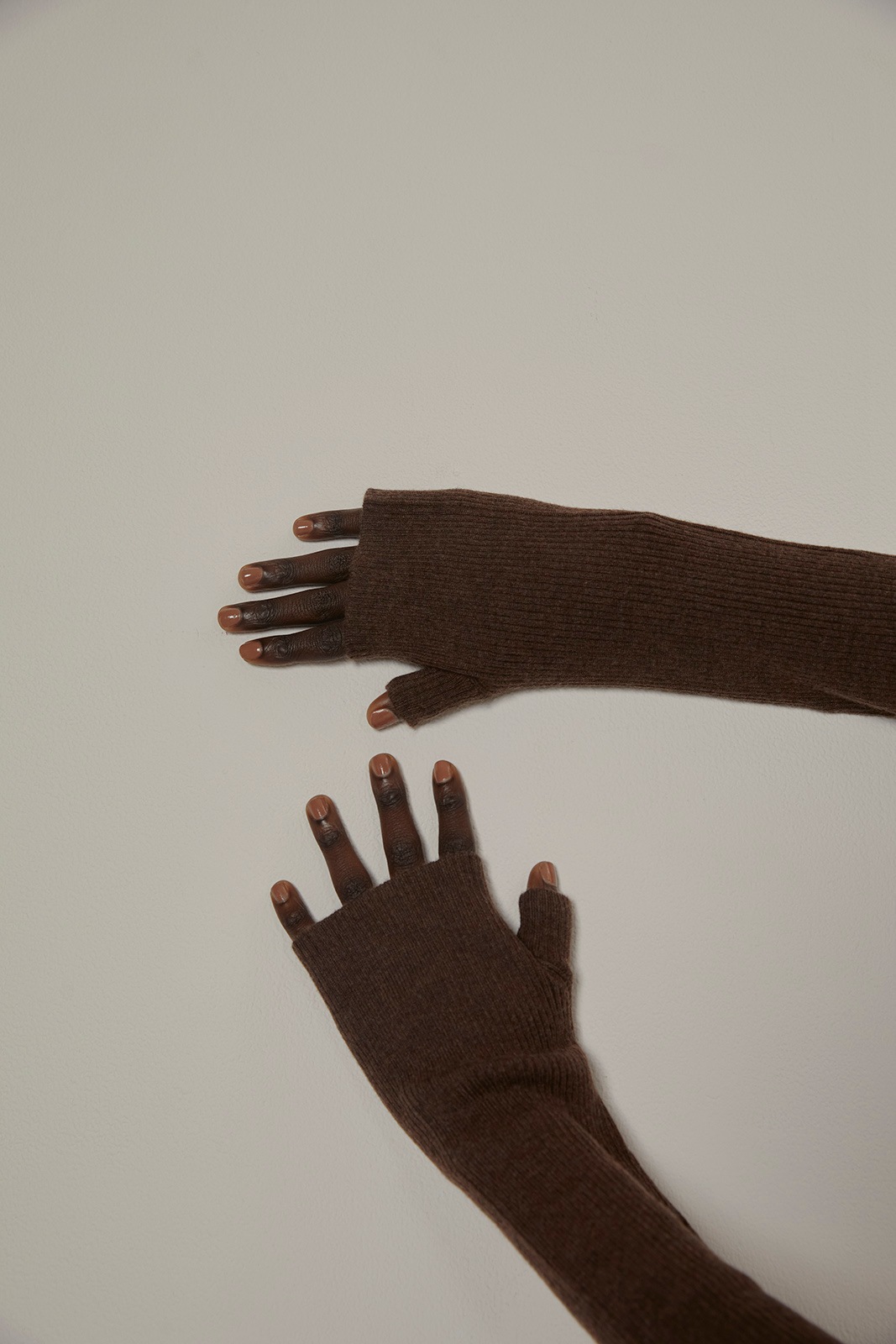 �ϥ�ɥ������ޡ����åץ˥åȥȥåץ�/CAVEZA ROSSO/���٥����å�